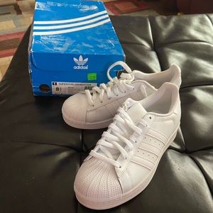 Reposh Men’s Adidas size 8.5 white